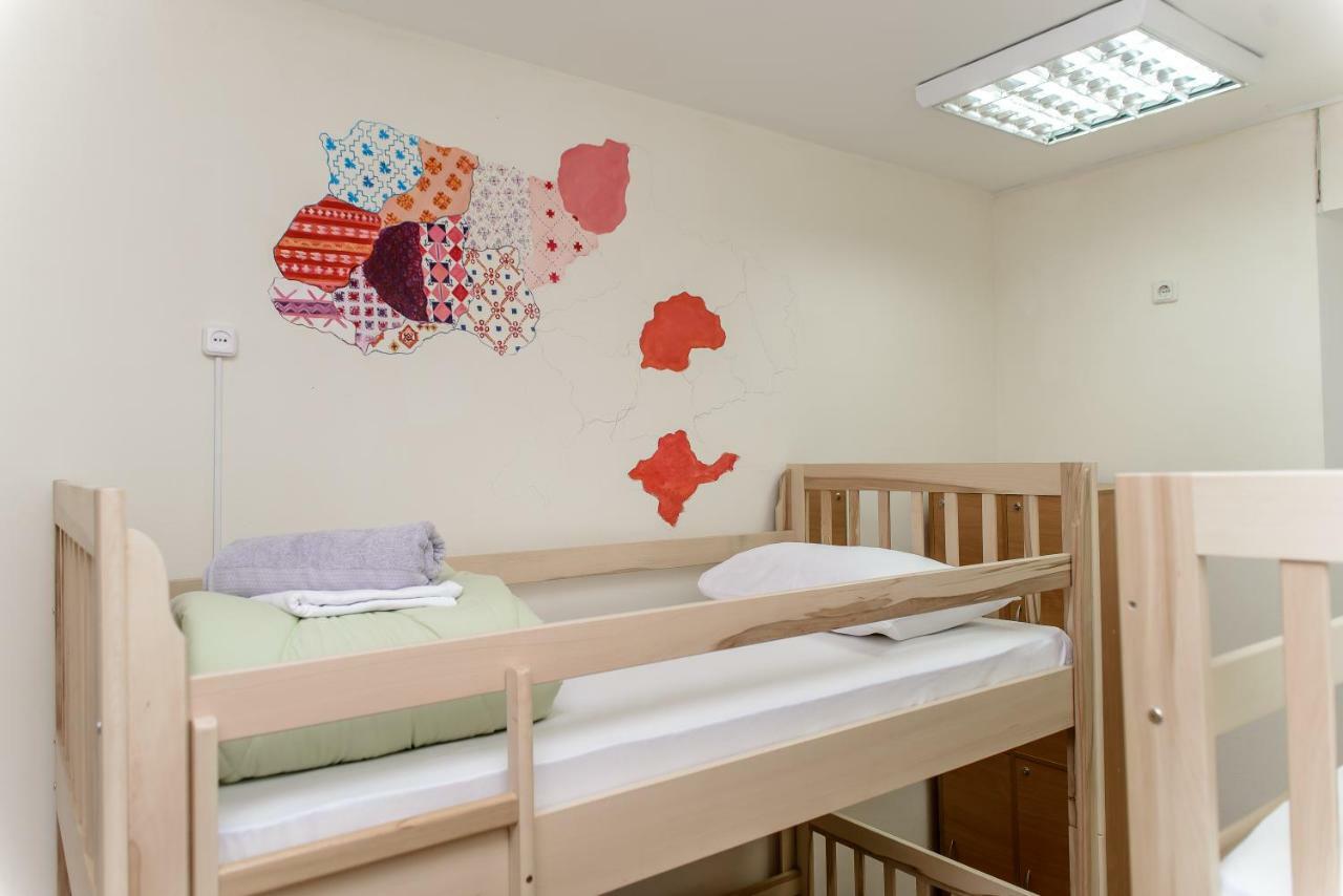 Globus Lipki Hostel 키예프 외부 사진