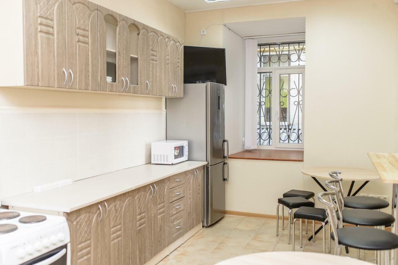 Globus Lipki Hostel 키예프 외부 사진