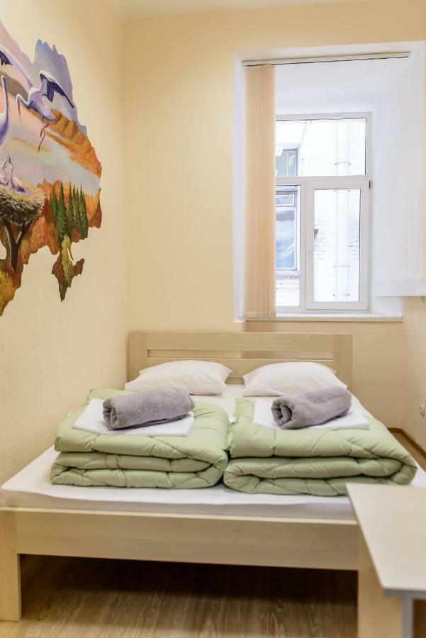 Globus Lipki Hostel 키예프 외부 사진