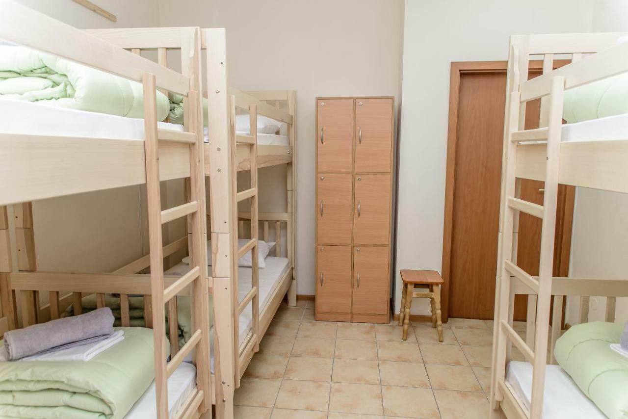 Globus Lipki Hostel 키예프 외부 사진