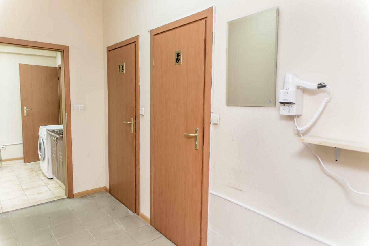 Globus Lipki Hostel 키예프 외부 사진